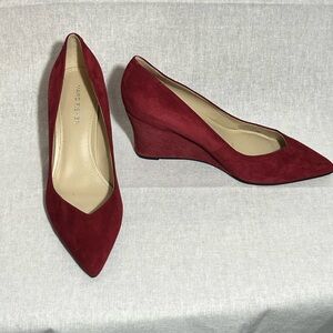 Marc Fisher Red Suede Shoes Point Toe Wedge Slip On Size 7 1/2 Wedding Office